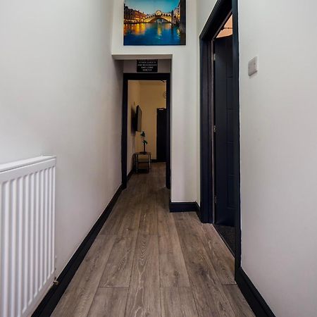 Chatham Lodge Cosy Large Double Room 1 Stoke-on-Trent المظهر الخارجي الصورة