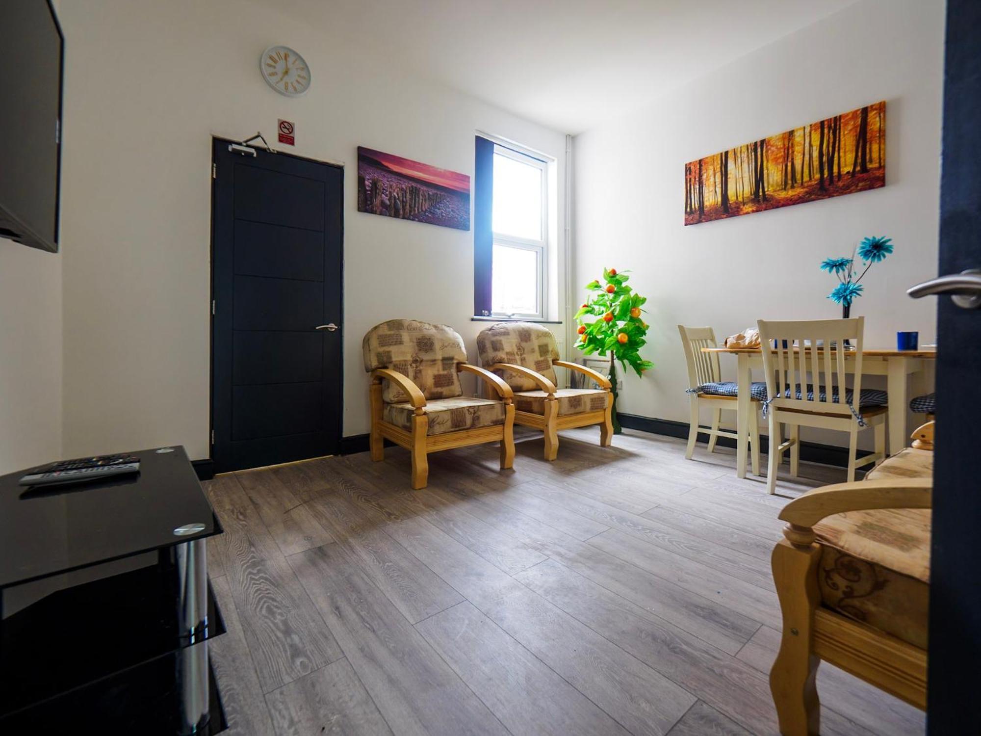 Chatham Lodge Cosy Large Double Room 1 Stoke-on-Trent المظهر الخارجي الصورة