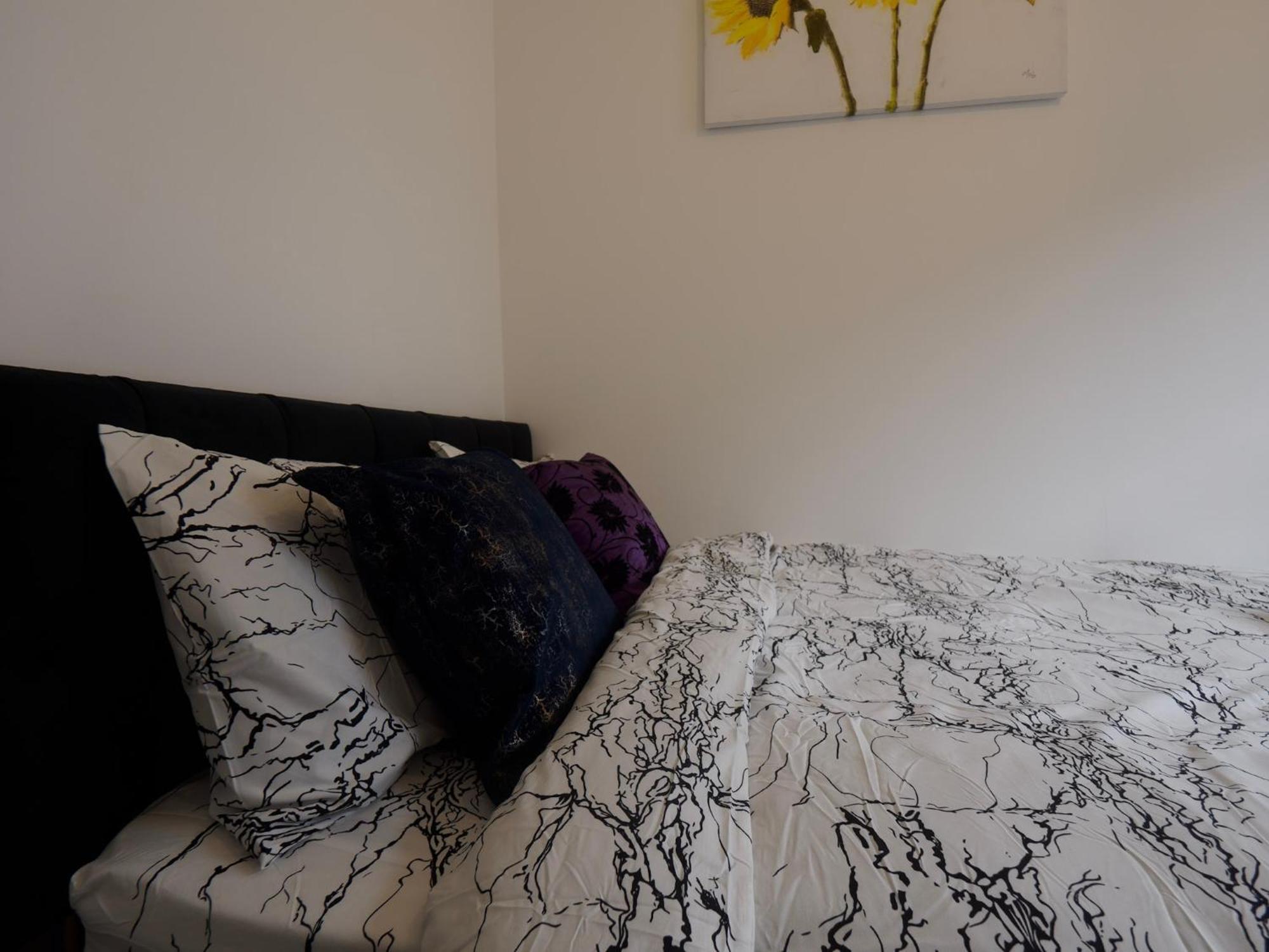 Chatham Lodge Cosy Large Double Room 1 Stoke-on-Trent المظهر الخارجي الصورة