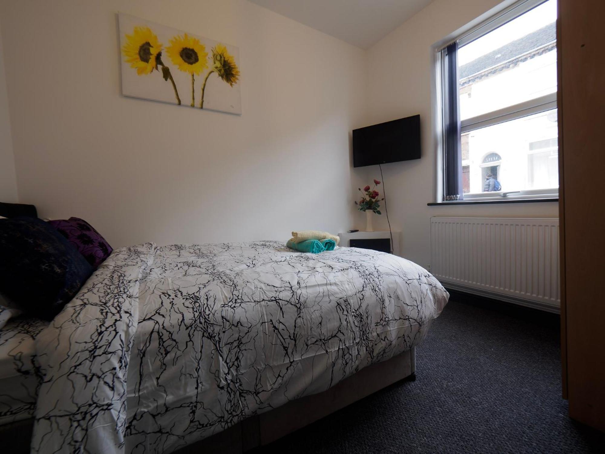 Chatham Lodge Cosy Large Double Room 1 Stoke-on-Trent المظهر الخارجي الصورة